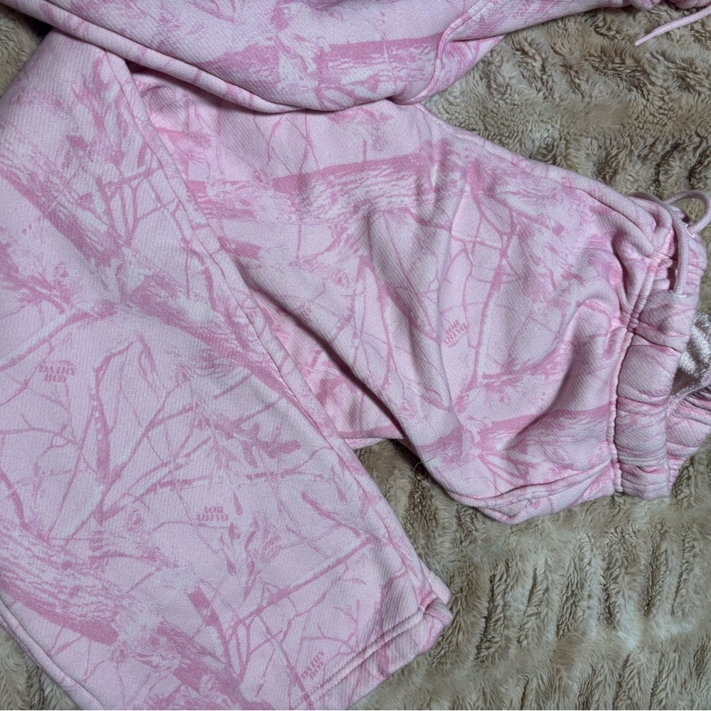 Dairy Boy bubblegum Pink crop Hoodie and Sweatpants Set small - Picture 3 of 4